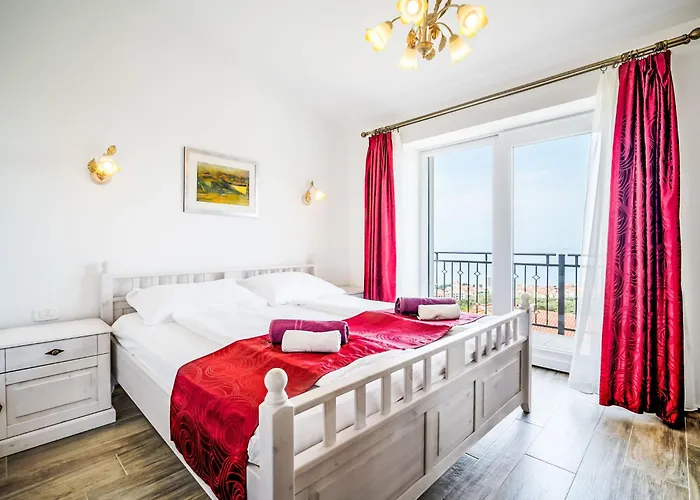 Bellavista By Interhome * מאקרסקה